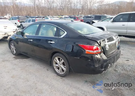 2013 Nissan Altima 2.5 Sv z USA, uszkodzony, nr VIN 1N4AL3AP8DC137089